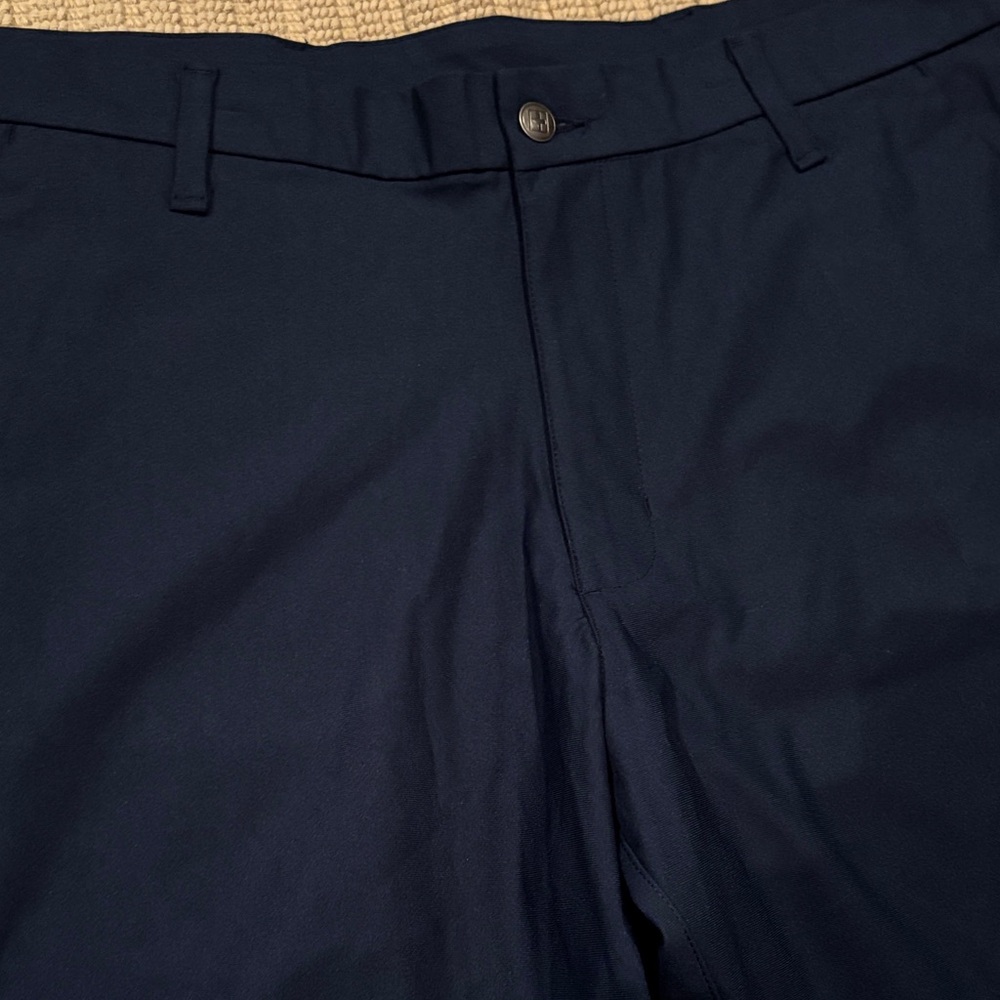 Shorts mens new waist size 36”performance Swiss Tech navy blue UPF 30